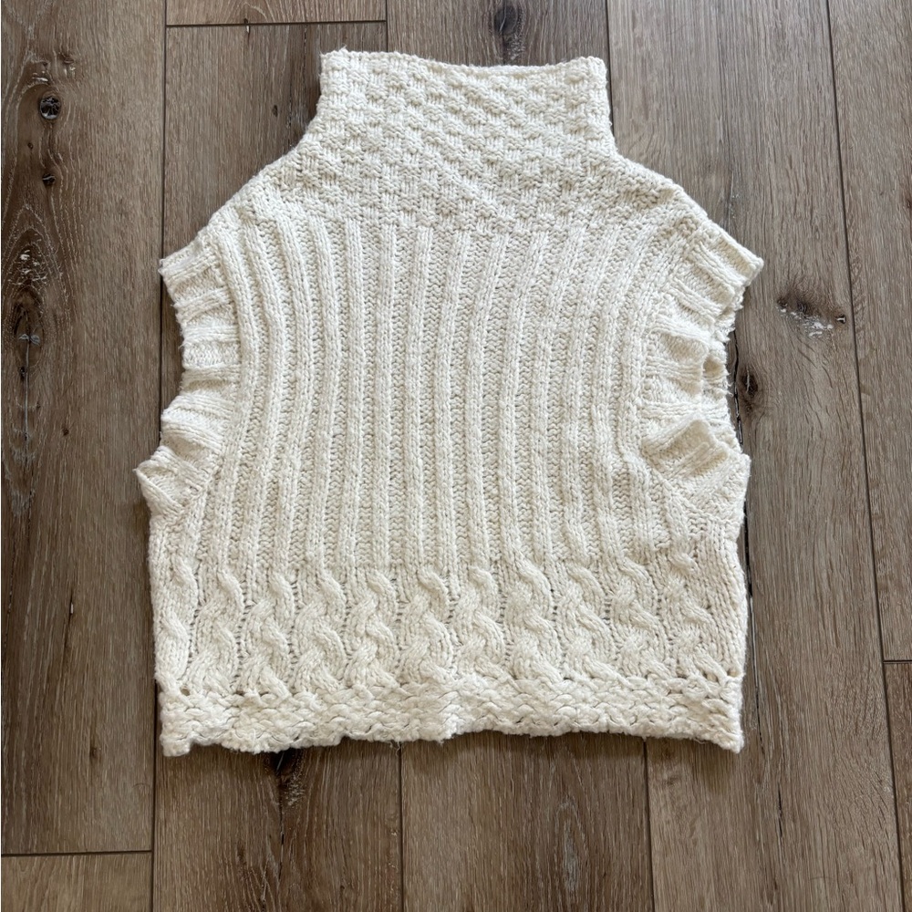 Free people wilder sweater vest. Size xs